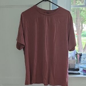 Casual Pink Short Sleeve Tee with Relaxed Fit